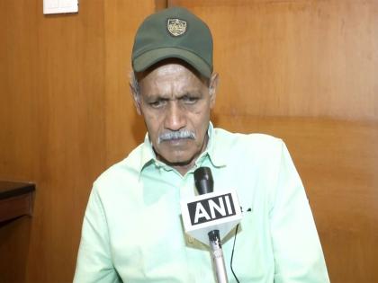 "I did not surrender:" Ex Maoist leader Rajireddy denies surrender, says he was arrested | "I did not surrender:" Ex Maoist leader Rajireddy denies surrender, says he was arrested "I did not surrender:" Ex Maoist leader Rajireddy denies surrender, says he was arrested | "I did not surrender:" Ex Maoist leader Rajireddy denies surrender, says he was arrested