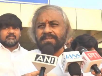 Hardeep Singh Puri, Centre responsible for LPG shortage: Karnataka Minister Eshwara Khandre | Hardeep Singh Puri, Centre responsible for LPG shortage: Karnataka Minister Eshwara Khandre Hardeep Singh Puri, Centre responsible for LPG shortage: Karnataka Minister Eshwara Khandre | Hardeep Singh Puri, Centre responsible for LPG shortage: Karnataka Minister Eshwara Khandre