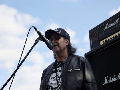 Motorhead guitarist Phil Campbell passes away at 64 | Motorhead guitarist Phil Campbell passes away at 64