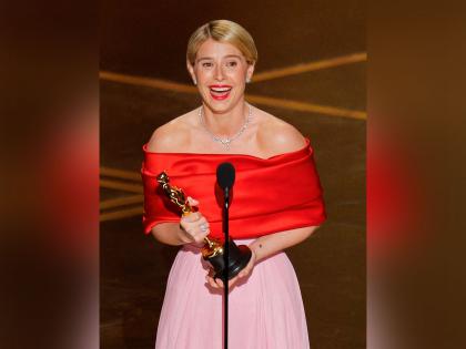 Jessie Buckley makes history as first Irish actress to bag Best Actress Oscar for 'Hamnet'; dedicates win to "the beautiful chaos of mother's heart" | Jessie Buckley makes history as first Irish actress to bag Best Actress Oscar for 'Hamnet'; dedicates win to "the beautiful chaos of mother's heart" Jessie Buckley makes history as first Irish actress to bag Best Actress Oscar for 'Hamnet'; dedicates win to "the beautiful chaos of mother's heart" | Jessie Buckley makes history as first Irish actress to bag Best Actress Oscar for 'Hamnet'; dedicates win to "the beautiful chaos of mother's heart"