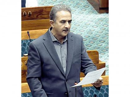 Govt released Rs 4,237 crore to curb stubble burning; Punjab, Haryana record over 90% drop in farm fires: Union MoS Kirti Vardhan tells LS | Govt released Rs 4,237 crore to curb stubble burning; Punjab, Haryana record over 90% drop in farm fires: Union MoS Kirti Vardhan tells LS Govt released Rs 4,237 crore to curb stubble burning; Punjab, Haryana record over 90% drop in farm fires: Union MoS Kirti Vardhan tells LS | Govt released Rs 4,237 crore to curb stubble burning; Punjab, Haryana record over 90% drop in farm fires: Union MoS Kirti Vardhan tells LS