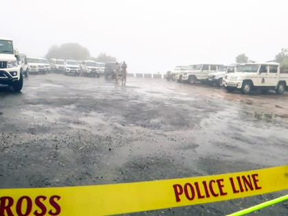 Andhra Pradesh: Several shops gutted after fire breaks out in Auto Nagar area | Andhra Pradesh: Several shops gutted after fire breaks out in Auto Nagar area Andhra Pradesh: Several shops gutted after fire breaks out in Auto Nagar area | Andhra Pradesh: Several shops gutted after fire breaks out in Auto Nagar area