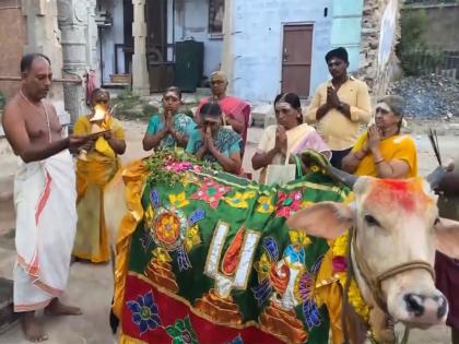 Devotees offers prayers in temples across South India on Ugadi | Devotees offers prayers in temples across South India on Ugadi Devotees offers prayers in temples across South India on Ugadi | Devotees offers prayers in temples across South India on Ugadi