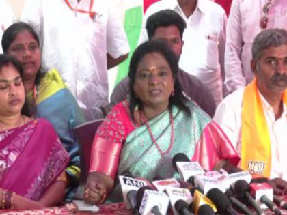 CM Stalin, Udhayanidhi diminishing identity of Tamil: Tamilisai Soundararajan | CM Stalin, Udhayanidhi diminishing identity of Tamil: Tamilisai Soundararajan CM Stalin, Udhayanidhi diminishing identity of Tamil: Tamilisai Soundararajan | CM Stalin, Udhayanidhi diminishing identity of Tamil: Tamilisai Soundararajan