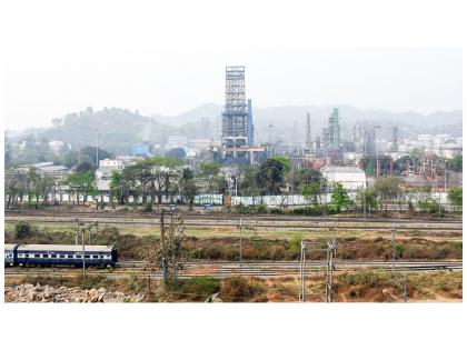 Oil companies may have to absorb higher crude costs as negative sentiment amid LPG shortages makes price hikes difficult: Report | Oil companies may have to absorb higher crude costs as negative sentiment amid LPG shortages makes price hikes difficult: Report Oil companies may have to absorb higher crude costs as negative sentiment amid LPG shortages makes price hikes difficult: Report | Oil companies may have to absorb higher crude costs as negative sentiment amid LPG shortages makes price hikes difficult: Report