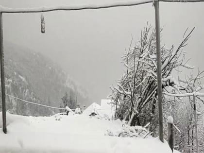 Uttarakhand: State Emergency Operations Centre issues snowfall, avalanche alert for high-altitude areas | Uttarakhand: State Emergency Operations Centre issues snowfall, avalanche alert for high-altitude areas Uttarakhand: State Emergency Operations Centre issues snowfall, avalanche alert for high-altitude areas | Uttarakhand: State Emergency Operations Centre issues snowfall, avalanche alert for high-altitude areas