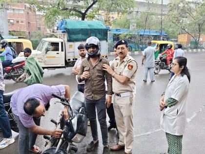 Delhi Traffic Police launch special helmet awareness campaign | Delhi Traffic Police launch special helmet awareness campaign Delhi Traffic Police launch special helmet awareness campaign | Delhi Traffic Police launch special helmet awareness campaign