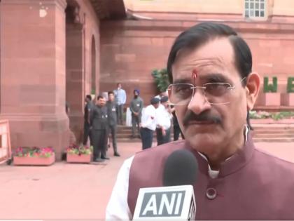 Changed the fate of the poor: BJP leaders hail PM Modi's record-breaking tenure | Changed the fate of the poor: BJP leaders hail PM Modi's record-breaking tenure Changed the fate of the poor: BJP leaders hail PM Modi's record-breaking tenure | Changed the fate of the poor: BJP leaders hail PM Modi's record-breaking tenure