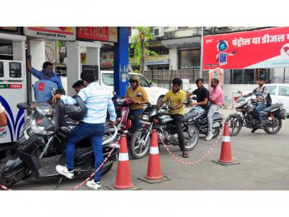 No need to queue at petrol pumps; state has sufficient buffer stock available: Gujarat govt | No need to queue at petrol pumps; state has sufficient buffer stock available: Gujarat govt No need to queue at petrol pumps; state has sufficient buffer stock available: Gujarat govt | No need to queue at petrol pumps; state has sufficient buffer stock available: Gujarat govt