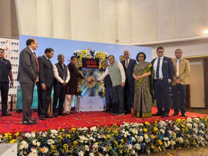 Nitin Gadkari launches NHAI-backed Raajmarg Infra Investment Trust | Nitin Gadkari launches NHAI-backed Raajmarg Infra Investment Trust Nitin Gadkari launches NHAI-backed Raajmarg Infra Investment Trust | Nitin Gadkari launches NHAI-backed Raajmarg Infra Investment Trust