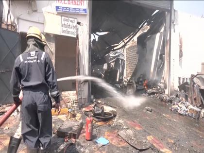 Madhya Pradesh: Fire breaks out at bakery store in Indore, no casualty reported | Madhya Pradesh: Fire breaks out at bakery store in Indore, no casualty reported Madhya Pradesh: Fire breaks out at bakery store in Indore, no casualty reported | Madhya Pradesh: Fire breaks out at bakery store in Indore, no casualty reported