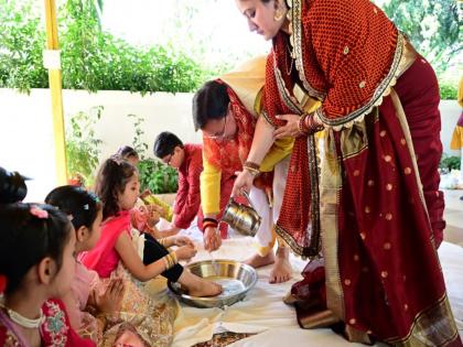 Uttarakhand CM Dhami performs Kanya Pujan with wife at residence; extends wishes on Ram Navami | Uttarakhand CM Dhami performs Kanya Pujan with wife at residence; extends wishes on Ram Navami Uttarakhand CM Dhami performs Kanya Pujan with wife at residence; extends wishes on Ram Navami | Uttarakhand CM Dhami performs Kanya Pujan with wife at residence; extends wishes on Ram Navami