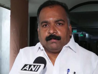 "Government has looted ordinary people": Manickam Tagore slams fuel duty cut | "Government has looted ordinary people": Manickam Tagore slams fuel duty cut "Government has looted ordinary people": Manickam Tagore slams fuel duty cut | "Government has looted ordinary people": Manickam Tagore slams fuel duty cut