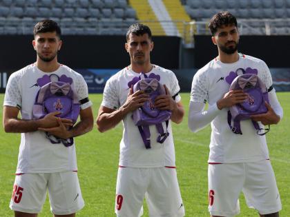 Iran football team pays tribute to children killed in Minab school bombing | Iran football team pays tribute to children killed in Minab school bombing Iran football team pays tribute to children killed in Minab school bombing | Iran football team pays tribute to children killed in Minab school bombing