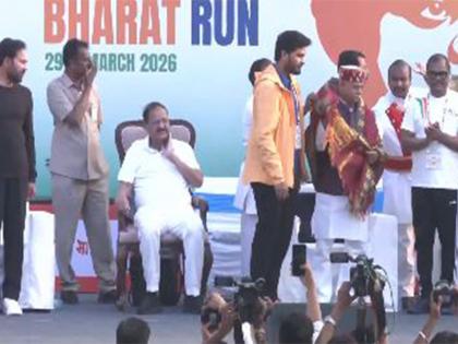 Hyderabad: Former VP Venkaiah Naidu, G Kishan Reddy participate in 'Yuva Bharat Run' | Hyderabad: Former VP Venkaiah Naidu, G Kishan Reddy participate in 'Yuva Bharat Run' Hyderabad: Former VP Venkaiah Naidu, G Kishan Reddy participate in 'Yuva Bharat Run' | Hyderabad: Former VP Venkaiah Naidu, G Kishan Reddy participate in 'Yuva Bharat Run'