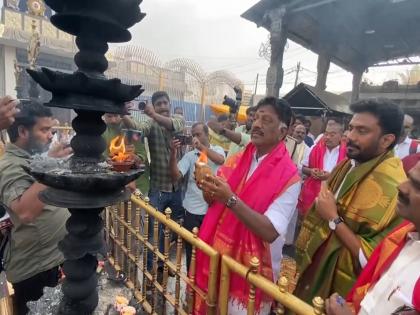 Former Tamil Nadu CM O Panneerselvam offers prayers at Tirumala temple | Former Tamil Nadu CM O Panneerselvam offers prayers at Tirumala temple Former Tamil Nadu CM O Panneerselvam offers prayers at Tirumala temple | Former Tamil Nadu CM O Panneerselvam offers prayers at Tirumala temple