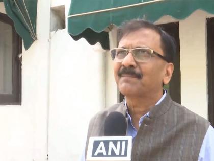BJP has BSF yet blames Congress for illegal immigration in Assam: Sanjay Raut | BJP has BSF yet blames Congress for illegal immigration in Assam: Sanjay Raut BJP has BSF yet blames Congress for illegal immigration in Assam: Sanjay Raut | BJP has BSF yet blames Congress for illegal immigration in Assam: Sanjay Raut