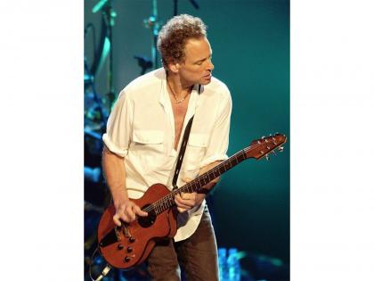 Former Fleetwood Mac guitarist Lindsey Buckingham attacked by woman in Santa Monica: Reports | Former Fleetwood Mac guitarist Lindsey Buckingham attacked by woman in Santa Monica: Reports Former Fleetwood Mac guitarist Lindsey Buckingham attacked by woman in Santa Monica: Reports | Former Fleetwood Mac guitarist Lindsey Buckingham attacked by woman in Santa Monica: Reports