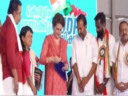 Keralam Assembly polls: "I met a man called Baby, he was very tall..." Priyanka Gandhi recounts Indira Gandhi's remarks at Kollam rally | Keralam Assembly polls: "I met a man called Baby, he was very tall..." Priyanka Gandhi recounts Indira Gandhi's remarks at Kollam rally Keralam Assembly polls: "I met a man called Baby, he was very tall..." Priyanka Gandhi recounts Indira Gandhi's remarks at Kollam rally | Keralam Assembly polls: "I met a man called Baby, he was very tall..." Priyanka Gandhi recounts Indira Gandhi's remarks at Kollam rally