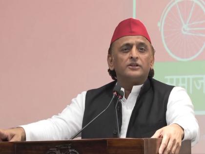 "Anyone who raises their voice against govt is being silenced": Akhilesh Yadav | "Anyone who raises their voice against govt is being silenced": Akhilesh Yadav "Anyone who raises their voice against govt is being silenced": Akhilesh Yadav | "Anyone who raises their voice against govt is being silenced": Akhilesh Yadav
