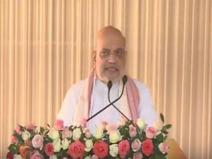 Amit Shah accuses Nehru-Gandhi family of neglecting Assam | Amit Shah accuses Nehru-Gandhi family of neglecting Assam Amit Shah accuses Nehru-Gandhi family of neglecting Assam | Amit Shah accuses Nehru-Gandhi family of neglecting Assam