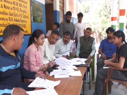 J-K: Special electoral roll drive held in Udhampur school to enrol first-time voters | J-K: Special electoral roll drive held in Udhampur school to enrol first-time voters J-K: Special electoral roll drive held in Udhampur school to enrol first-time voters | J-K: Special electoral roll drive held in Udhampur school to enrol first-time voters