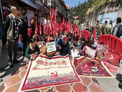Himachal ambulance services disrupted as 102/108 staff strike over wages, labour law violations | Himachal ambulance services disrupted as 102/108 staff strike over wages, labour law violations Himachal ambulance services disrupted as 102/108 staff strike over wages, labour law violations | Himachal ambulance services disrupted as 102/108 staff strike over wages, labour law violations