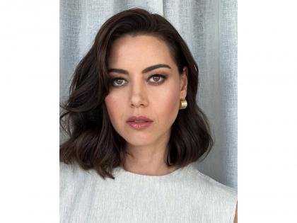 Aubrey Plaza expecting first baby a year after husband Jeff Baena's death | Aubrey Plaza expecting first baby a year after husband Jeff Baena's death Aubrey Plaza expecting first baby a year after husband Jeff Baena's death | Aubrey Plaza expecting first baby a year after husband Jeff Baena's death