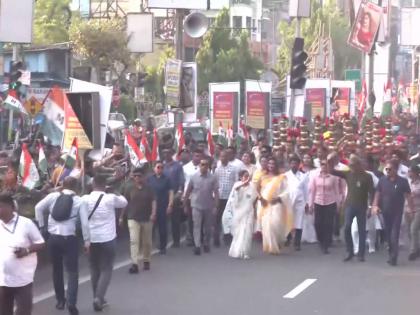 West Bengal CM Mamata Banerjee campaigns in support of TMC's Baranagar candidate, Sayantika Banerjee | West Bengal CM Mamata Banerjee campaigns in support of TMC's Baranagar candidate, Sayantika Banerjee West Bengal CM Mamata Banerjee campaigns in support of TMC's Baranagar candidate, Sayantika Banerjee | West Bengal CM Mamata Banerjee campaigns in support of TMC's Baranagar candidate, Sayantika Banerjee