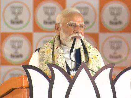 West Bengal backing BJP's development agenda, says PM Modi after Asansol roadshow | West Bengal backing BJP's development agenda, says PM Modi after Asansol roadshow West Bengal backing BJP's development agenda, says PM Modi after Asansol roadshow | West Bengal backing BJP's development agenda, says PM Modi after Asansol roadshow