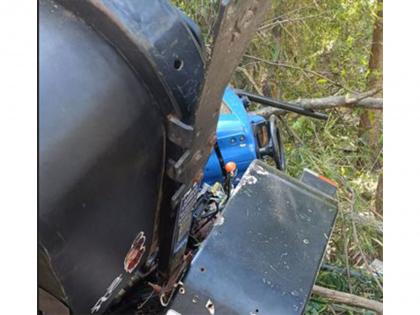 HP: 3 people killed, 13 injured after tractor-trolley overturns near Dhaliyara | HP: 3 people killed, 13 injured after tractor-trolley overturns near Dhaliyara HP: 3 people killed, 13 injured after tractor-trolley overturns near Dhaliyara | HP: 3 people killed, 13 injured after tractor-trolley overturns near Dhaliyara