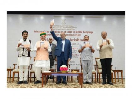 10th April to mark Sindhi Language Day MP Shankar Lalwani organized an event Boosts linguistic Inclusivity | 10th April to mark Sindhi Language Day MP Shankar Lalwani organized an event Boosts linguistic Inclusivity 10th April to mark Sindhi Language Day MP Shankar Lalwani organized an event Boosts linguistic Inclusivity | 10th April to mark Sindhi Language Day MP Shankar Lalwani organized an event Boosts linguistic Inclusivity