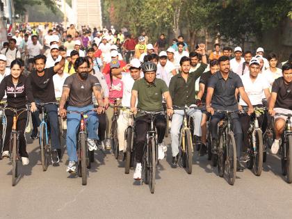 Sports Minister Mansukh Mandaviya leads 69th Fit India Sundays on Cycle; Calls for mass participation in Fit India movement | Sports Minister Mansukh Mandaviya leads 69th Fit India Sundays on Cycle; Calls for mass participation in Fit India movement Sports Minister Mansukh Mandaviya leads 69th Fit India Sundays on Cycle; Calls for mass participation in Fit India movement | Sports Minister Mansukh Mandaviya leads 69th Fit India Sundays on Cycle; Calls for mass participation in Fit India movement