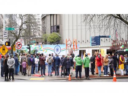 "This statue is more than a monument": Seattle Mayor recalls Swami Vivekananda's speech at Parliament of the World's Religions | "This statue is more than a monument": Seattle Mayor recalls Swami Vivekananda's speech at Parliament of the World's Religions "This statue is more than a monument": Seattle Mayor recalls Swami Vivekananda's speech at Parliament of the World's Religions | "This statue is more than a monument": Seattle Mayor recalls Swami Vivekananda's speech at Parliament of the World's Religions