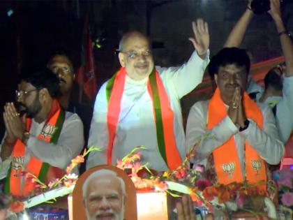 "Saffron Bengal...", Amit Shah holds massive roadshow in Paschim Bardhaman | "Saffron Bengal...", Amit Shah holds massive roadshow in Paschim Bardhaman "Saffron Bengal...", Amit Shah holds massive roadshow in Paschim Bardhaman | "Saffron Bengal...", Amit Shah holds massive roadshow in Paschim Bardhaman