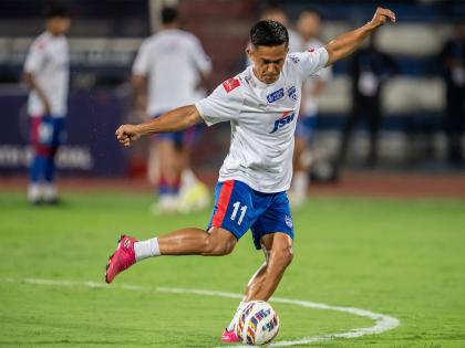 ISL: East Bengal, Bengaluru FC look to keep title hopes alive | ISL: East Bengal, Bengaluru FC look to keep title hopes alive ISL: East Bengal, Bengaluru FC look to keep title hopes alive | ISL: East Bengal, Bengaluru FC look to keep title hopes alive