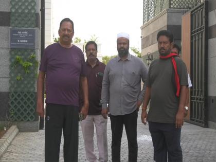 DMK Minister R Gandhi stages black flag protest in Ranipet against Centre's delimitation bill | DMK Minister R Gandhi stages black flag protest in Ranipet against Centre's delimitation bill DMK Minister R Gandhi stages black flag protest in Ranipet against Centre's delimitation bill | DMK Minister R Gandhi stages black flag protest in Ranipet against Centre's delimitation bill