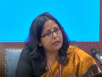 OMCs face Rs 30,000 crore monthly under-recovery as govt shields consumers from fuel price hike: Govt | OMCs face Rs 30,000 crore monthly under-recovery as govt shields consumers from fuel price hike: Govt
