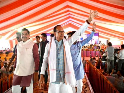 Shivraj Singh launches PMGSY-IV in Madhya Pradesh, announces road and housing projects worth over Rs 4,000 crore | Shivraj Singh launches PMGSY-IV in Madhya Pradesh, announces road and housing projects worth over Rs 4,000 crore Shivraj Singh launches PMGSY-IV in Madhya Pradesh, announces road and housing projects worth over Rs 4,000 crore | Shivraj Singh launches PMGSY-IV in Madhya Pradesh, announces road and housing projects worth over Rs 4,000 crore