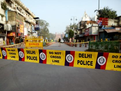 Two arrested for impersonating police officers in Rs 50 lakh robbery ; One minor held | Two arrested for impersonating police officers in Rs 50 lakh robbery ; One minor held Two arrested for impersonating police officers in Rs 50 lakh robbery ; One minor held | Two arrested for impersonating police officers in Rs 50 lakh robbery ; One minor held