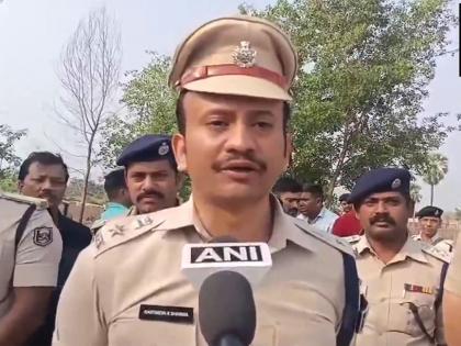 Three murder accused held, weapons recovered after gunfight with police in Bihar's Bihta | Three murder accused held, weapons recovered after gunfight with police in Bihar's Bihta Three murder accused held, weapons recovered after gunfight with police in Bihar's Bihta | Three murder accused held, weapons recovered after gunfight with police in Bihar's Bihta