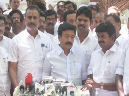 "25 MLAs supported Vijay": CV Shanmugam rejects EPS' election as assembly leader amid ADMK vs ADMK showdown | "25 MLAs supported Vijay": CV Shanmugam rejects EPS' election as assembly leader amid ADMK vs ADMK showdown "25 MLAs supported Vijay": CV Shanmugam rejects EPS' election as assembly leader amid ADMK vs ADMK showdown | "25 MLAs supported Vijay": CV Shanmugam rejects EPS' election as assembly leader amid ADMK vs ADMK showdown