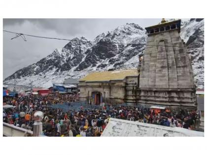 Kedarnath witnesses record surge in pilgrims: 5.2 lakh devotees and counting; Administration denies "VIP culture" | Kedarnath witnesses record surge in pilgrims: 5.2 lakh devotees and counting; Administration denies "VIP culture" Kedarnath witnesses record surge in pilgrims: 5.2 lakh devotees and counting; Administration denies "VIP culture" | Kedarnath witnesses record surge in pilgrims: 5.2 lakh devotees and counting; Administration denies "VIP culture"