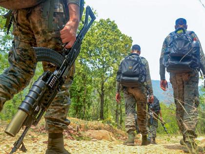 Maharashtra: 8 Maoists arrested, 5 senior cadres surrender before Gadchiroli Police and CRPF | Maharashtra: 8 Maoists arrested, 5 senior cadres surrender before Gadchiroli Police and CRPF Maharashtra: 8 Maoists arrested, 5 senior cadres surrender before Gadchiroli Police and CRPF | Maharashtra: 8 Maoists arrested, 5 senior cadres surrender before Gadchiroli Police and CRPF