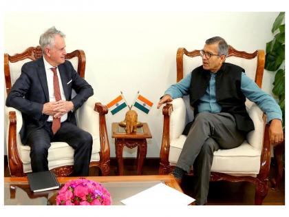 Canadian HC to India holds talks on defence cooperation with Defence Secretary Rajesh Kumar Singh | Canadian HC to India holds talks on defence cooperation with Defence Secretary Rajesh Kumar Singh Canadian HC to India holds talks on defence cooperation with Defence Secretary Rajesh Kumar Singh | Canadian HC to India holds talks on defence cooperation with Defence Secretary Rajesh Kumar Singh