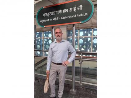 Australian envoy hops on Nagpur Metro after PM Modi's call for reducing fuel consumption; lauds services | Australian envoy hops on Nagpur Metro after PM Modi's call for reducing fuel consumption; lauds services Australian envoy hops on Nagpur Metro after PM Modi's call for reducing fuel consumption; lauds services | Australian envoy hops on Nagpur Metro after PM Modi's call for reducing fuel consumption; lauds services