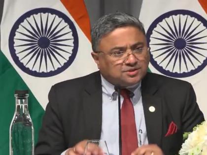 Swedish CEOs appreciated "transformation" in India; PM Modi, Swedish PM exchanged Tagore-themed gifts: MEA | Swedish CEOs appreciated "transformation" in India; PM Modi, Swedish PM exchanged Tagore-themed gifts: MEA Swedish CEOs appreciated "transformation" in India; PM Modi, Swedish PM exchanged Tagore-themed gifts: MEA | Swedish CEOs appreciated "transformation" in India; PM Modi, Swedish PM exchanged Tagore-themed gifts: MEA