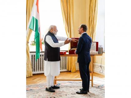 "Reflection of long-standing cultural bond": PM Modi thanks Swedish counterpart for facsimiles of Tagore's handwritten epigrams | "Reflection of long-standing cultural bond": PM Modi thanks Swedish counterpart for facsimiles of Tagore's handwritten epigrams "Reflection of long-standing cultural bond": PM Modi thanks Swedish counterpart for facsimiles of Tagore's handwritten epigrams | "Reflection of long-standing cultural bond": PM Modi thanks Swedish counterpart for facsimiles of Tagore's handwritten epigrams