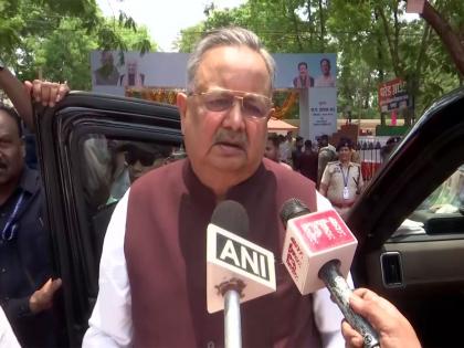 "Major step towards boosting public safety, crime investigation": Chhattisgarh Assembly Speaker Raman Singh on launch of emergency response service | "Major step towards boosting public safety, crime investigation": Chhattisgarh Assembly Speaker Raman Singh on launch of emergency response service "Major step towards boosting public safety, crime investigation": Chhattisgarh Assembly Speaker Raman Singh on launch of emergency response service | "Major step towards boosting public safety, crime investigation": Chhattisgarh Assembly Speaker Raman Singh on launch of emergency response service