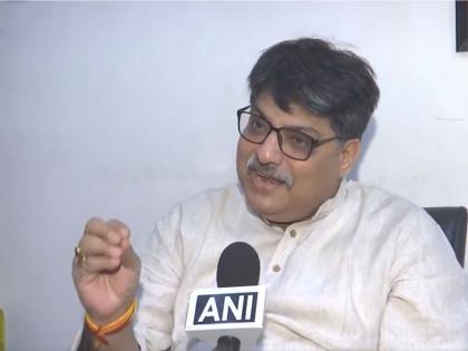 "Case is a corporate war within India which wants to bring down Adani Group," says Political Analyst Sangit Kumar Ragi | "Case is a corporate war within India which wants to bring down Adani Group," says Political Analyst Sangit Kumar Ragi "Case is a corporate war within India which wants to bring down Adani Group," says Political Analyst Sangit Kumar Ragi | "Case is a corporate war within India which wants to bring down Adani Group," says Political Analyst Sangit Kumar Ragi